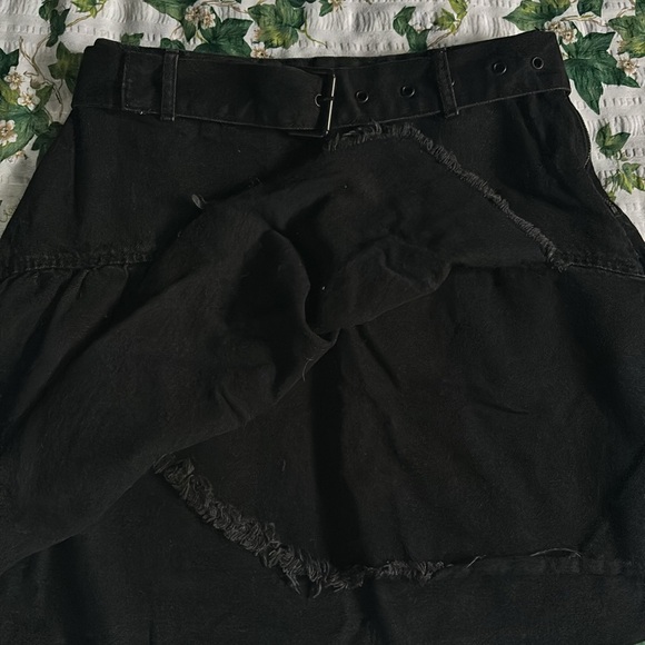 ZARA Asymmetrical Black Denim Skirt with Belt and Raw Hem - Picture 7 of 11